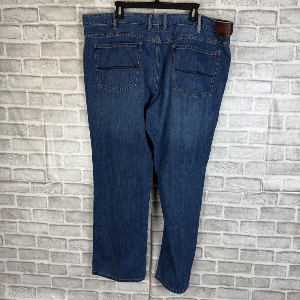 Tommy Bahama Mens Straight Leg Casual Jeans Medium Wash Blue Denim 44 x 30 - Picture 3 of 10